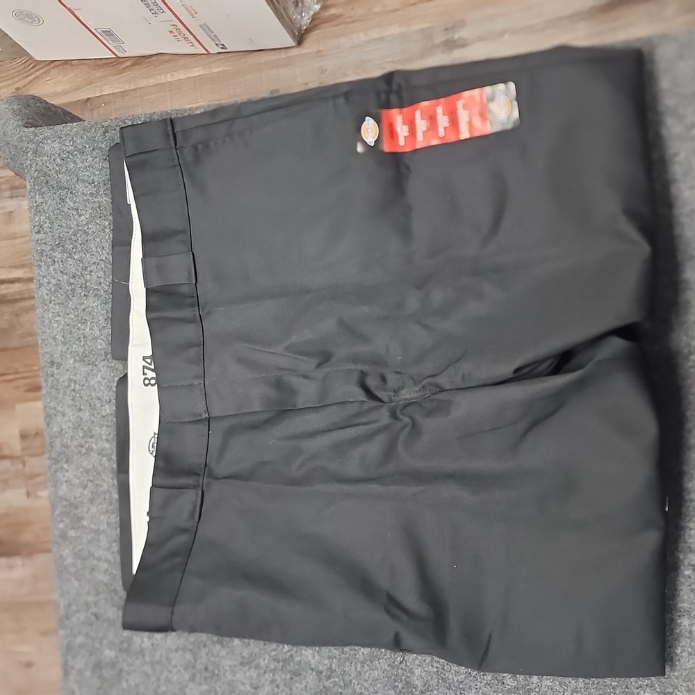 NWT Dickies Men's 874 Black 40x28 (KVC104)